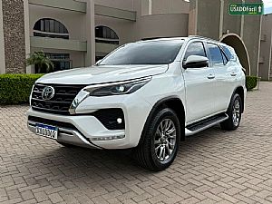 Hilux SW4 SRX 2.8 4x4 TDI Automático Diesel