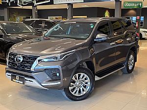 Hilux SW4 SRX 2.8 4x4 Turbo Automático Diesel
