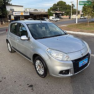 Renault Sandero 2013