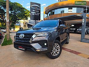 Hilux Sw4 Srv 4x2 2.7 Automático Flex 7 Lugares 2021/2021 em Campo Grande - MS