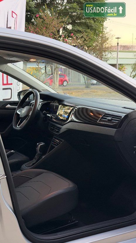 Volkswagen Virtus Comfortline 200 TSI Automático Flex 2024/2025 — foto 13 de 15