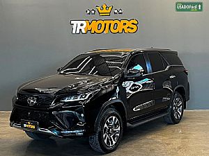 Hilux Sw4 Diamond 2.8 4x4 Turbo Automático Diesel 2023/2024 em Primavera do Leste - MT