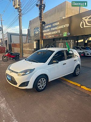 Fiesta Hatch 1.0 5p Flex 2011/2012 em Tangará da Serra - MT