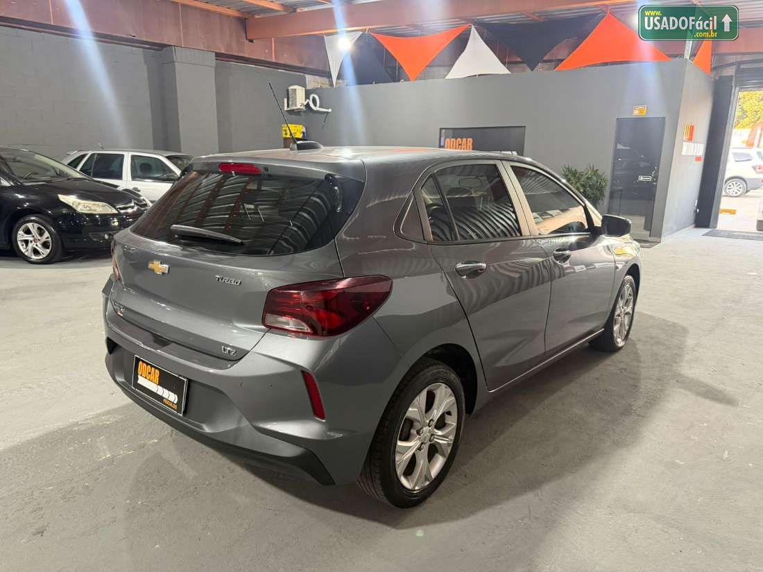 CHEVROLET/GM Onix Hatch LTZ 1.0 Turbo Automático Flex 2022/2023 — foto 4 de 10