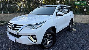 Hilux SW4 SR 2.7 4X2 Flex Automático
