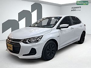 Onix Hatch Lt 1.0 Mecânico Flex 2022/2023 em Várzea Grande - MT