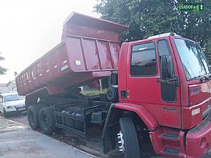 Cargo 2422 E 3-eixos Caçamba Basculante