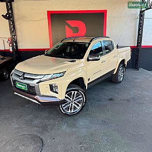 L200 Triton Sport Terra Hpe-s 2.4 4x4 Automático Diesel 2024/2025 em Várzea Grande - MT