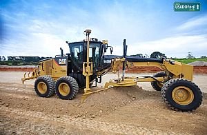 Motoniveladora Cat 140m