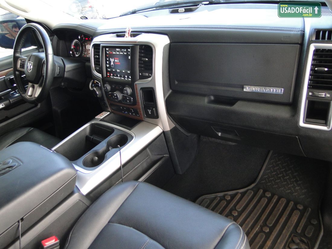 RAM Ram Classic Laramie Night Edition CD 5.7 4X4 Automático 2023/2023 — foto 9 de 11