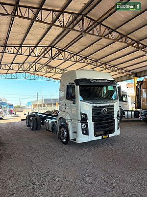 Volks 25-390 E Constel. 6x2 2p Diesel E5 2013/2013 em Sinop - MT