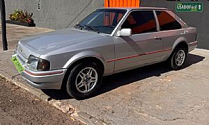 Escort Hobby 1.6 1993/1994 em Cuiabá - MT