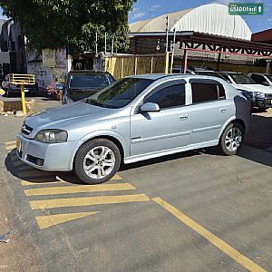 Astra Hatch Advantage 2.0 Mpfi 8v Flexpower 5p
