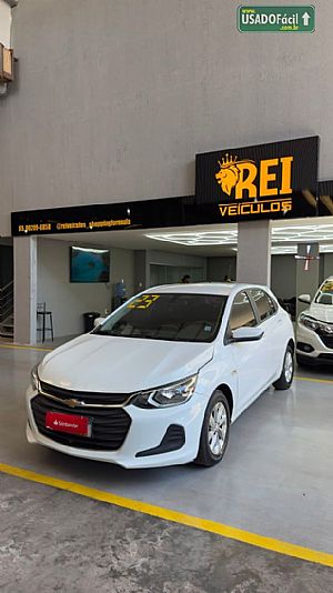 Onix Hatch Lt 1.0 Mecânico Flex 2022/2023 em Várzea Grande - MT
