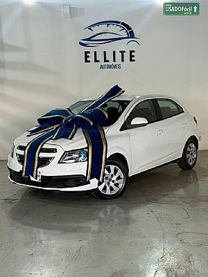 Onix Hatch Lt 1.4 Automático Flex 2015/2015 em Cuiabá - MT