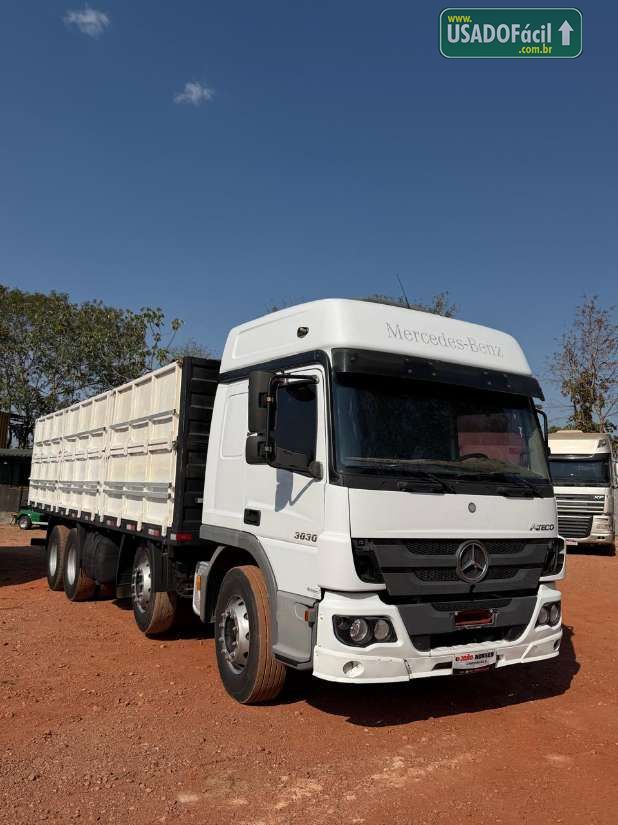 Mercedes-Benz Atego 3030 8X2 2p (diesel)(E5) 2021/2021 — foto 13 de 27