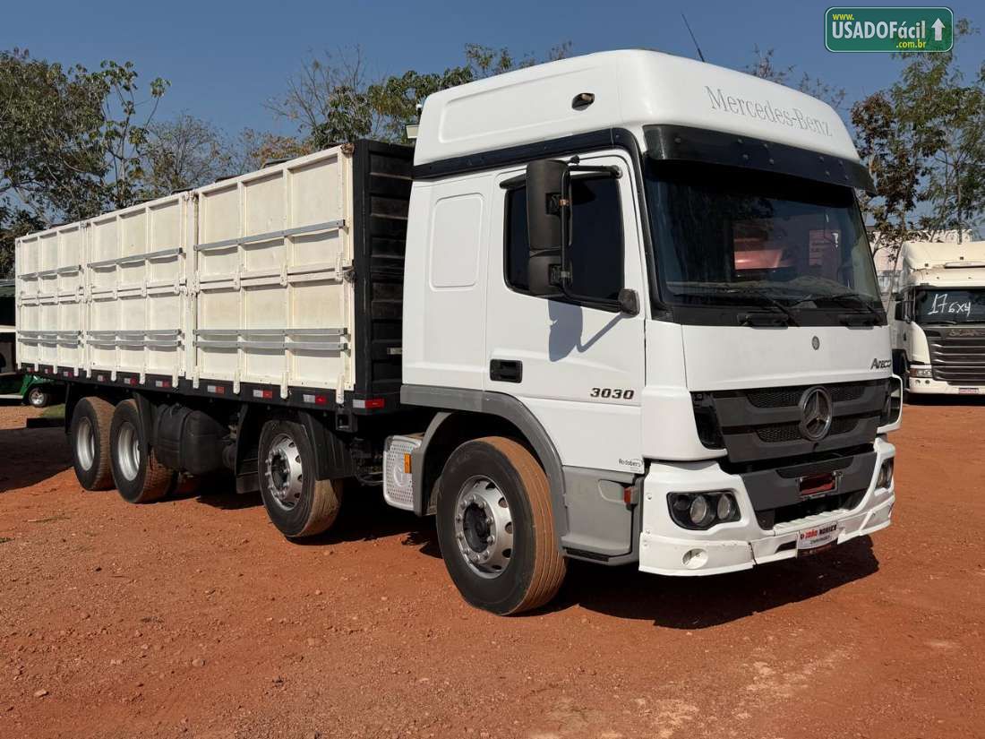 Mercedes-Benz Atego 3030 8X2 2p (diesel)(E5) 2021/2021 — foto 23 de 27