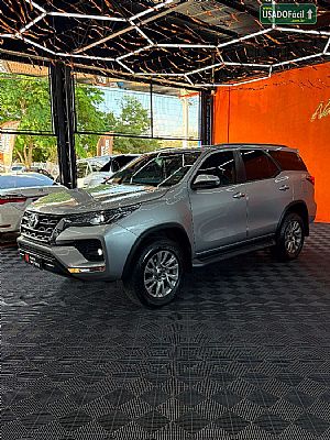 Hilux Sw4 Srv 4x2 2.7 Automático Flex 2021/2021 em Sinop - MT