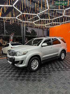 Hilux Sw4 Sr 2.7 4x2 Flex Automático 2014/2015 em Sinop - MT