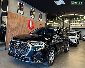 Audi Q3 Spb Performance 2.0 Tfsi Tiptronic Quattro 2022/2023 em Cuiabá - MT