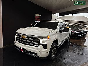 Silverado High Country 5.3 V8 Awd Automático 2023/2024 em Campo Grande - MS