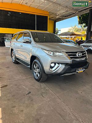 Hilux Sw4 Sr 2.7 4x2 Flex Automático 2017/2017 em Cuiabá - MT