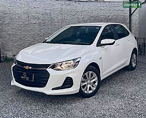 Onix Hatch Lt 1.0 Mecânico Flex 2022/2023 em Cuiabá - MT