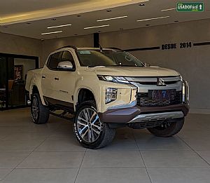 L200 Triton Sport Terra Hpe-s 2.4 4x4 Automático Diesel 2024/2025 em Cuiabá - MT