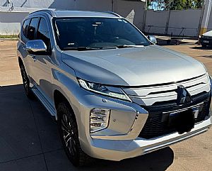 Pajero Sport Hpe 2.4 4x4 Diesel Automático 2022/2023 em Cuiabá - MT