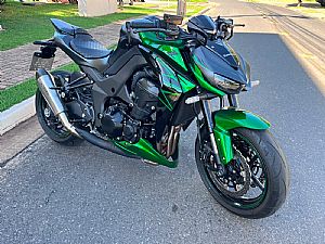 Kawasaki Z1000 2021/2022 em Cuiabá - MT