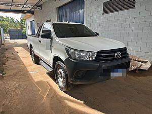 Hilux Cs 4x4 2.8 Tdi Mecânico Diesel 2023/2024 em Sorriso - MT