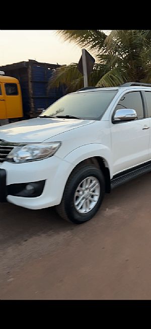 Hilux Sw4 Sr 2.7 4x2 Flex Automático 2015/2015 em Porto Espiridião - MT