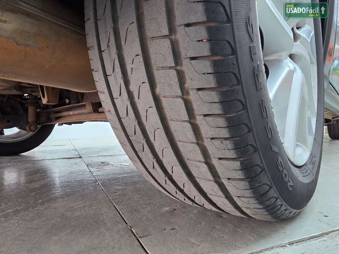 TOYOTA Corolla GLi 1.8 Automático Flex 2015/2016 — foto 24 de 26