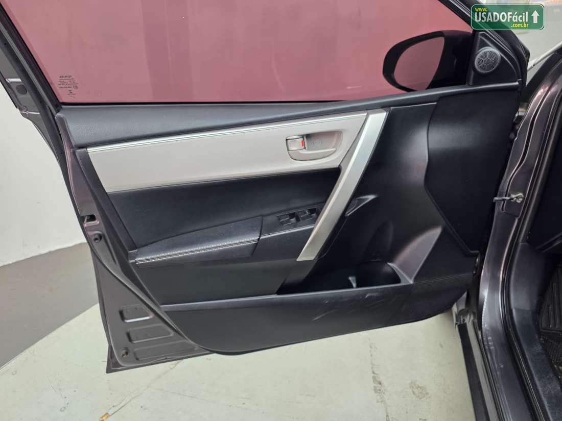 TOYOTA Corolla GLi 1.8 Automático Flex 2015/2016 — foto 18 de 26