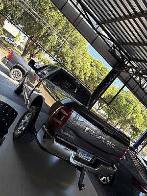 Ram 2500 Laramie Cd 6.7 Tdi 4x4 Diesel 2023/2023 em Sinop - MT