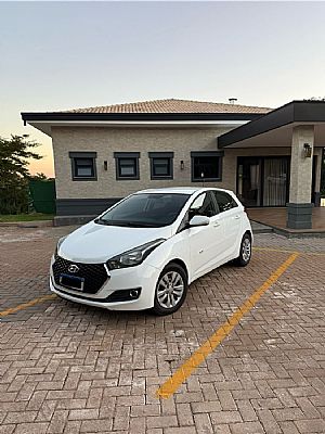 Hb20 Hatch Comfort Plus 1.6 Automático Flex 2019/2019 em Cuiabá - MT
