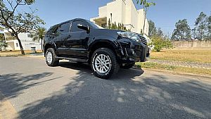 Hilux Sw4 Srv D4-d 3.0 4x4 Tdi Automático Diesel 2015/2015 em Cuiabá - MT