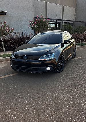 Jetta Highline 2.0 Tsi Automático Tiptronic 2011/2011 em Rondonópolis - MT
