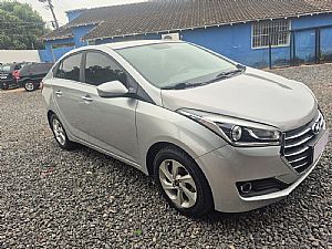 Hb20s Sedan Premium 1.6 Automático Flex 2017/2017 em Várzea Grande - MT