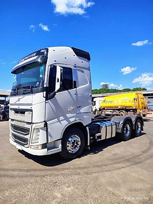 Volvo Fh-540 Globetrotter 6x4 2p Diesel 2018/2018 em Cuiabá - MT