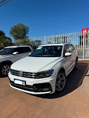 Tiguan Allspace R-line 350 Tsi 2.0 4x4 2018/2018 em Várzea Grande - MT