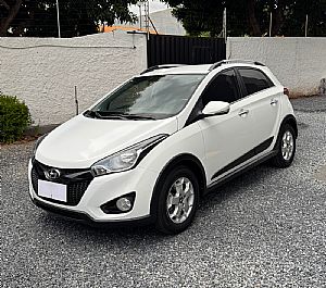 Hb20x Hatch Premium 1.6 Automático Flex 2014/2015 em Cuiabá - MT