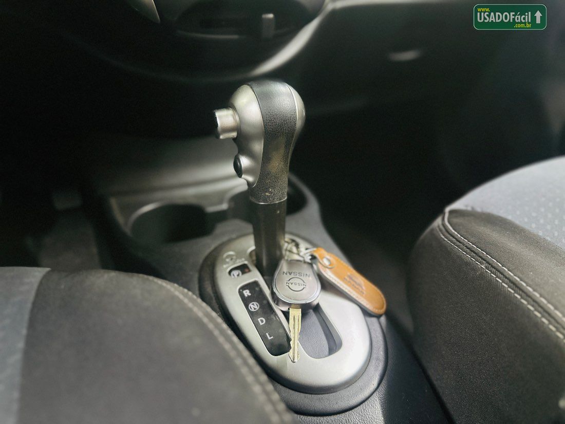 Nissan Versa SV 1.6 Automático FlexStart 2016/2017 — foto 14 de 16