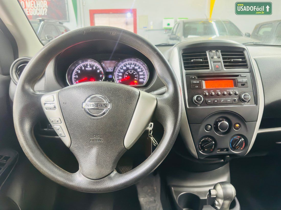 Nissan Versa SV 1.6 Automático FlexStart 2016/2017 — foto 10 de 16