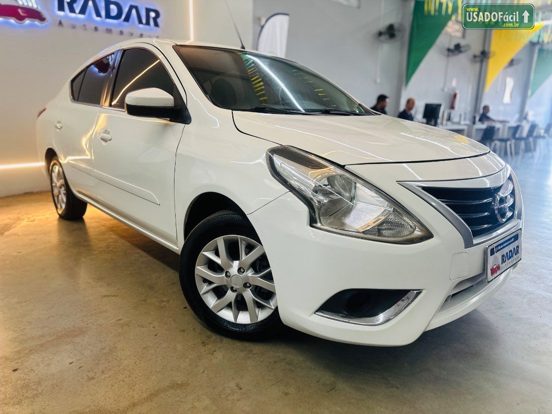 Nissan Versa SV 1.6 Automático FlexStart 2016/2017 — foto 3 de 16