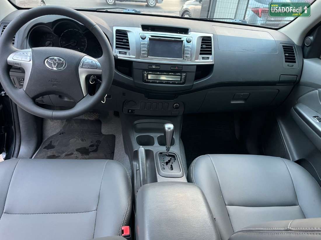 Toyota Hilux SRV CD 2.7 4X2 Automático Flex 2014/2015 — foto 7 de 10