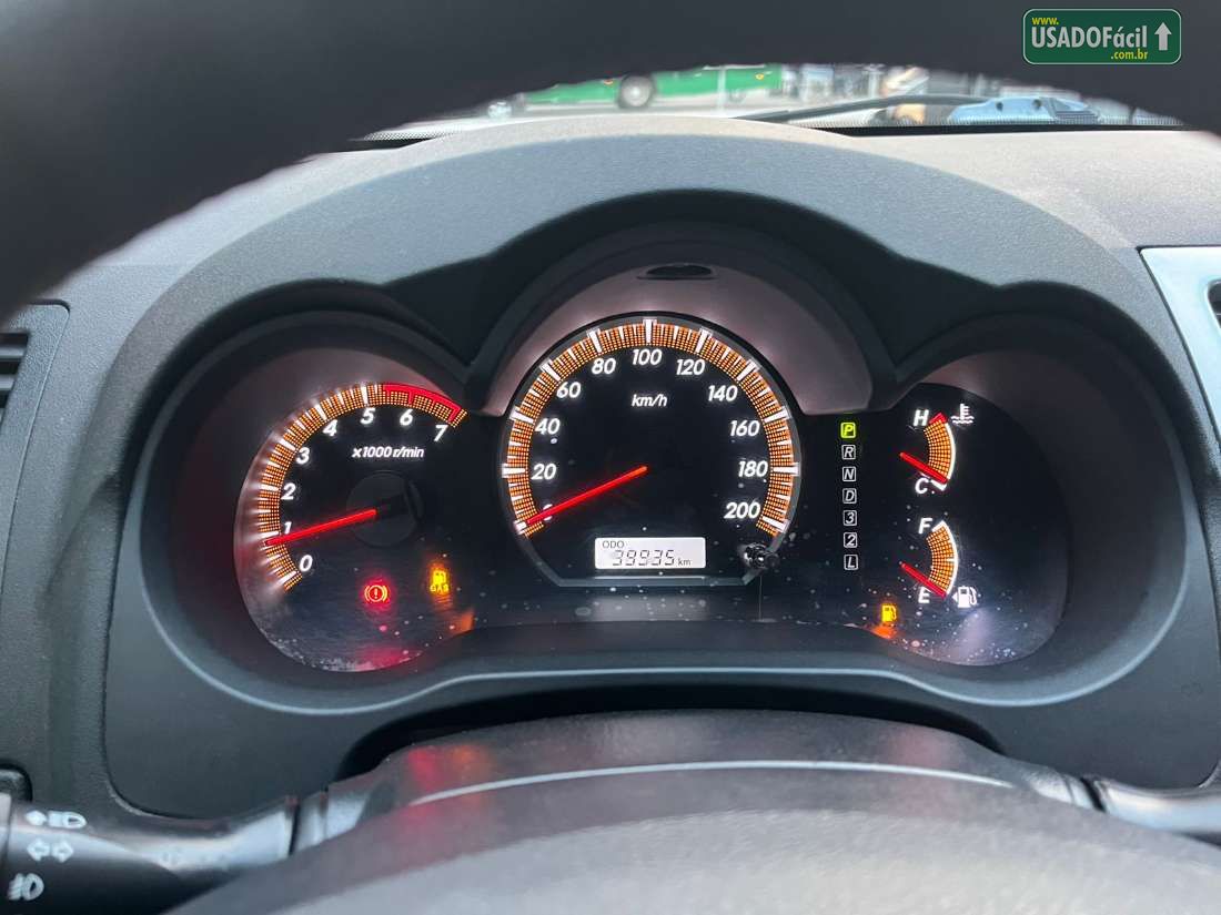 Toyota Hilux SRV CD 2.7 4X2 Automático Flex 2014/2015 — foto 10 de 10