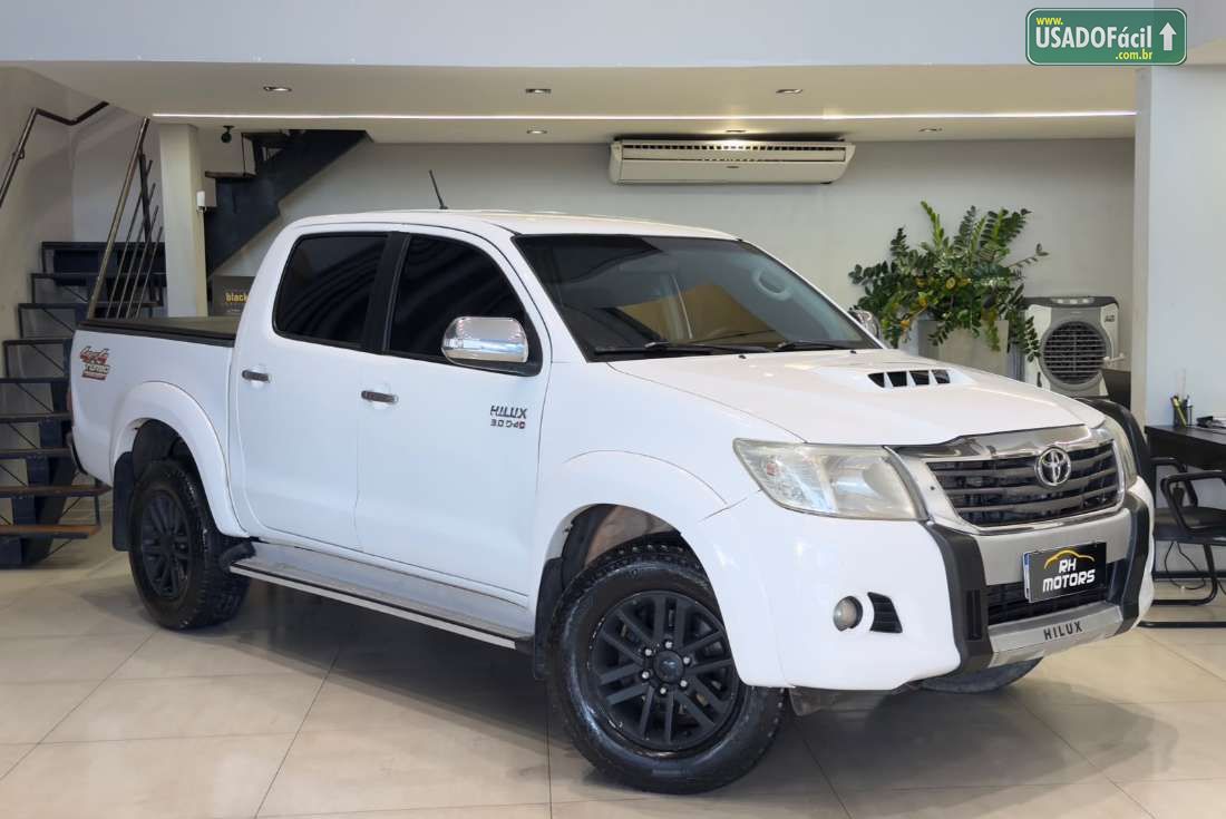 Toyota Hilux SRV CD D4-D 3.0 4x4 TDI Automático Diesel