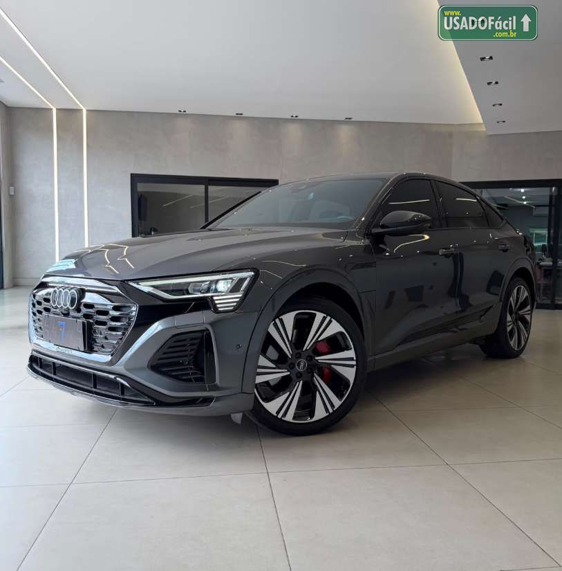 Audi Audi Q8 E-Tron Performance Black Elétrico 2023/2024 — foto 3 de 23