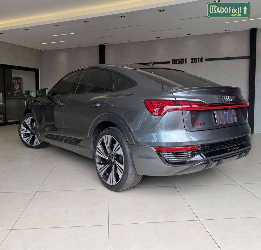 Audi Audi Q8 E-Tron Performance Black Elétrico 2023/2024 — foto 4 de 23